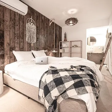 Maison d'hôtes La - Saint 4*