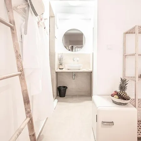 Guest house La - Saint 4*