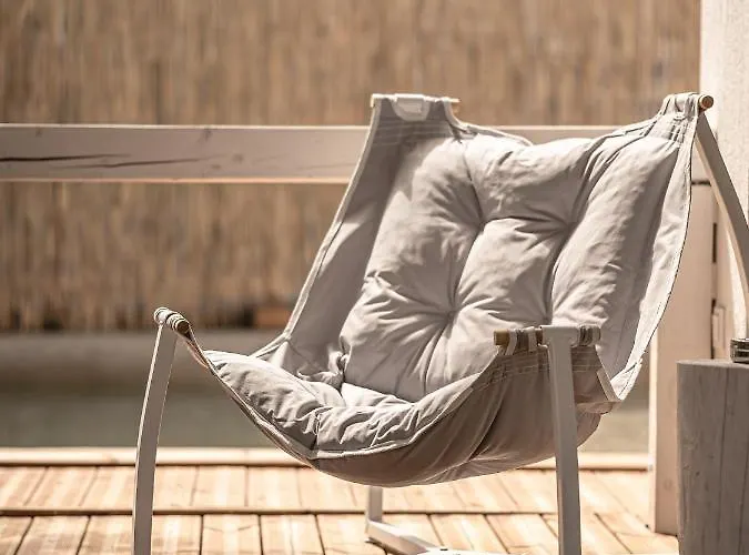 La - Saint סבטי ולאס