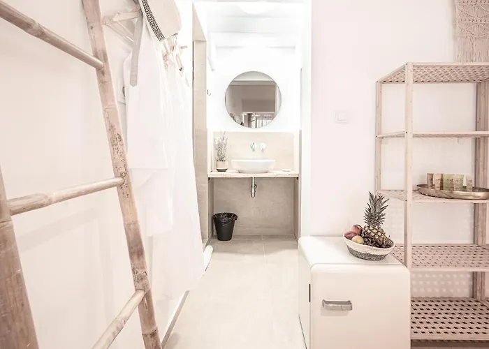 בית הארחה La - Saint 4*